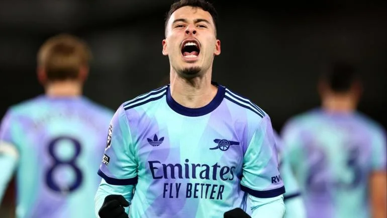 Arsenal vrača udarec pri Brentfordu, topničarji pa kažejo, da so kljub poškodbam pripravljeni na boj za naslov Premier League