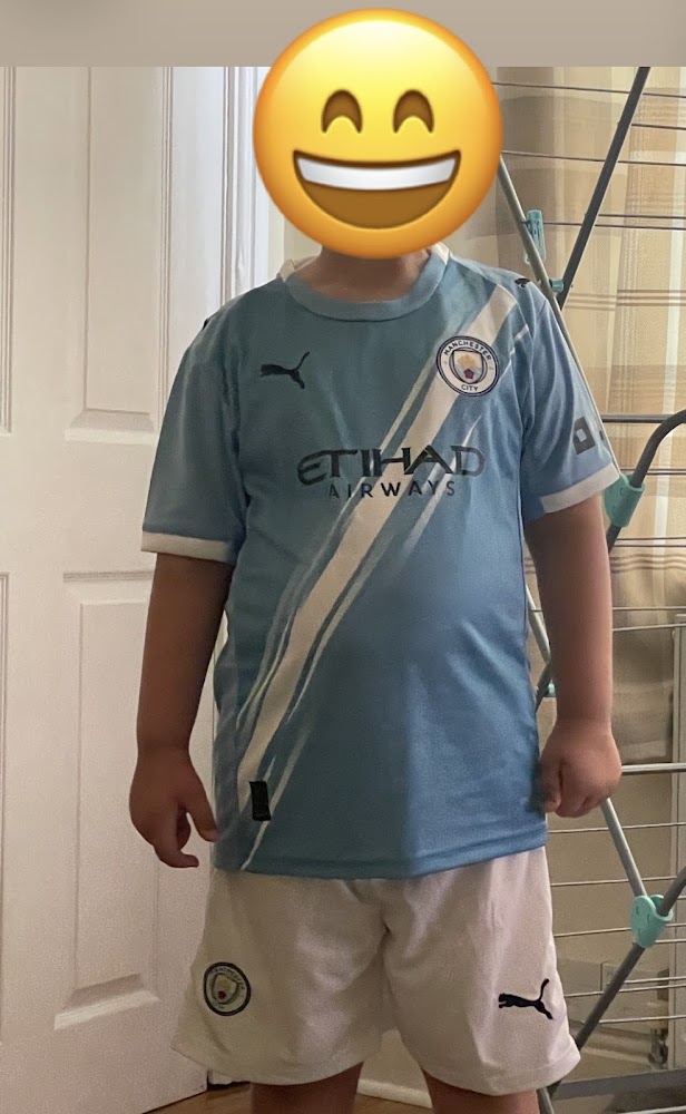 Otroški Manchester City dresi