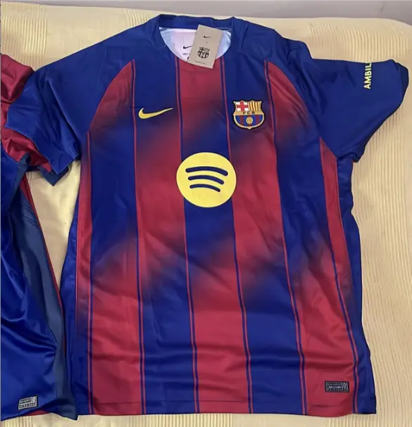Paez Gavi dresi Barcelona
