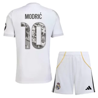 Otroški Nogometni dresi kompleti Real Madrid Domači 2025-26 bela Luka Modric 10