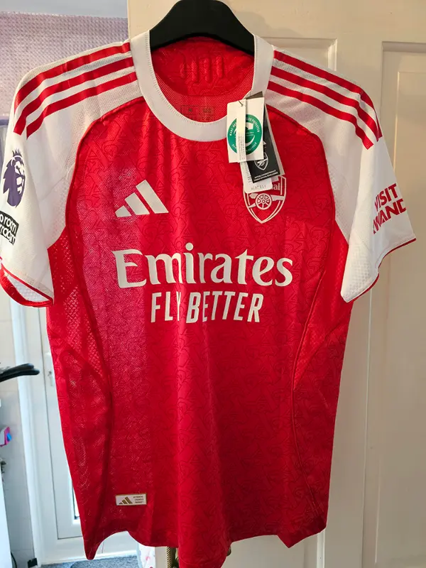Arsenal dresi