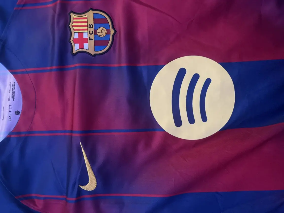 Barcelona dres 25-26-1