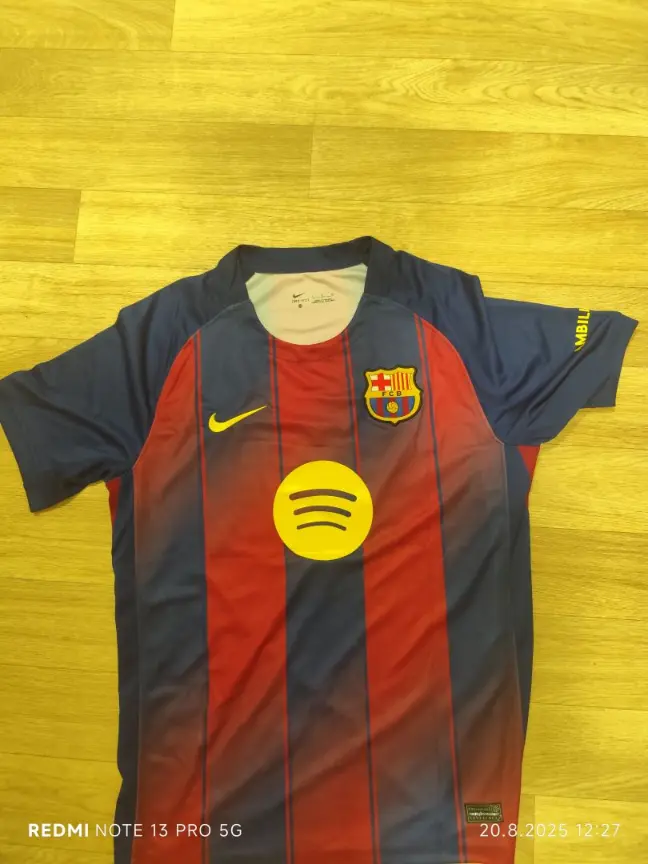 Barcelona dresi Rashford-2