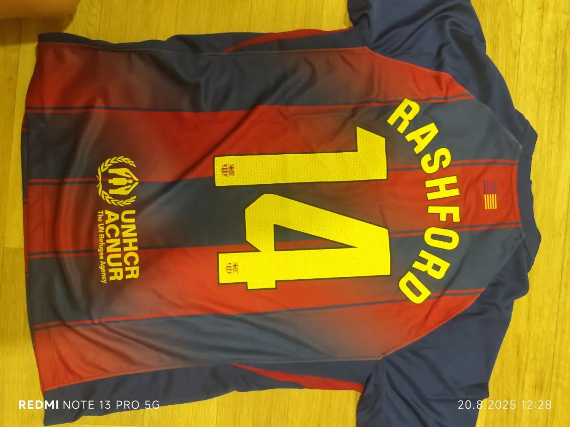 Barcelona dresi Rashford-5