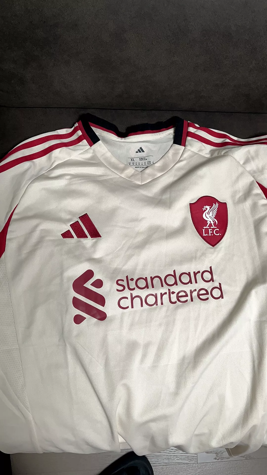 Liverpool dresi 25-26