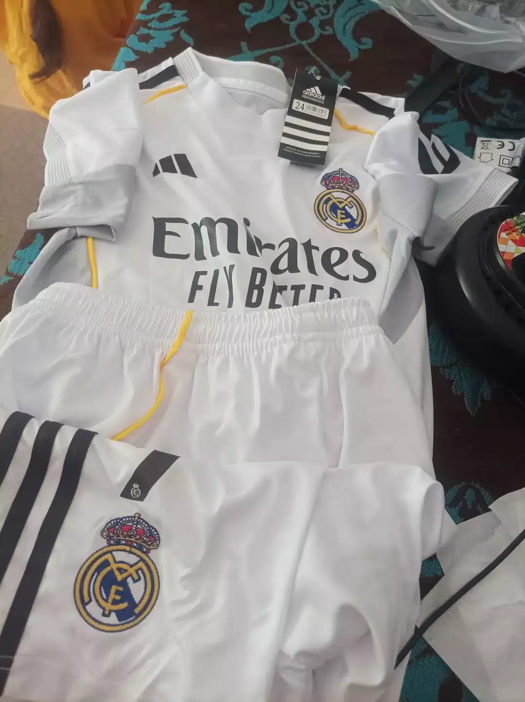 dresi za otroke Real Madrid