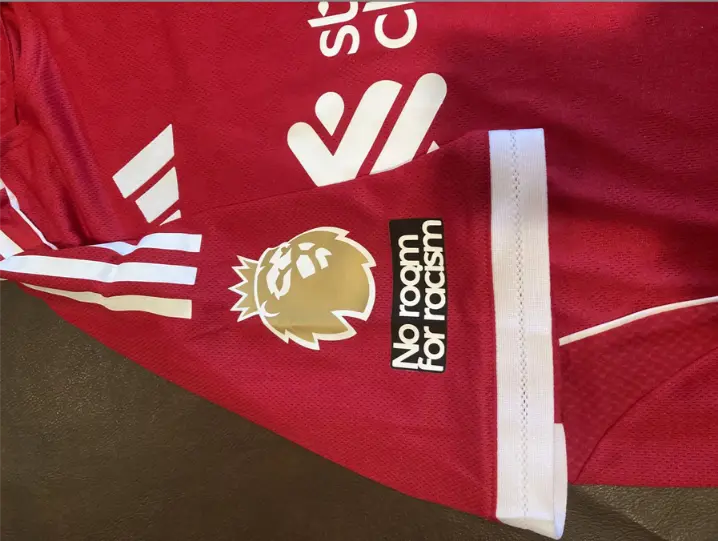 Liverpool dres 25-26-2