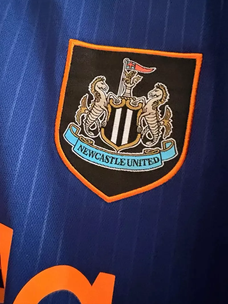 dres Newcastle United