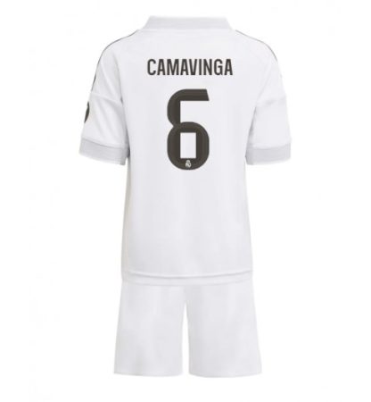 Otroški Nogometni dresi Kompleti Real Madrid Eduardo Camavinga #6 Domači 2025-26