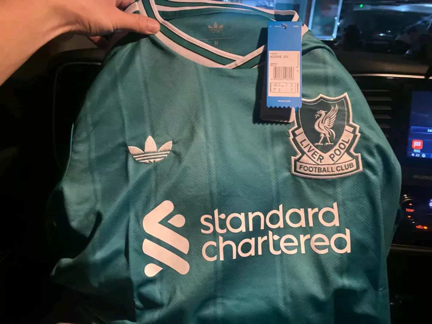 Liverpool Tretji dresi 2026