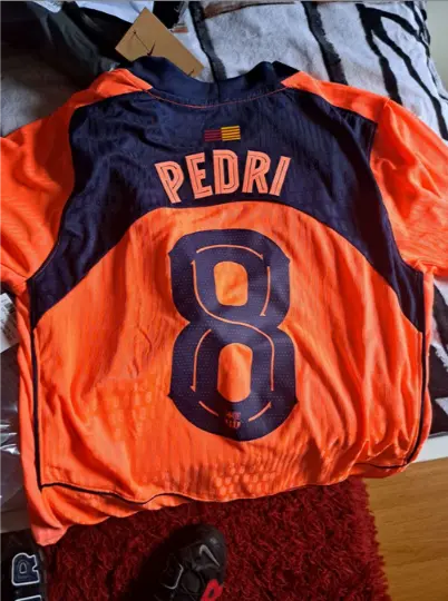 Pedri Gonzalez Barcelona dresi