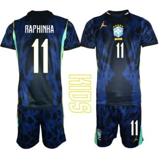Poceni Otroški Nogometni dresi kompleti Brazilija Raphinha Belloli #11 Gostujoči SP 2026