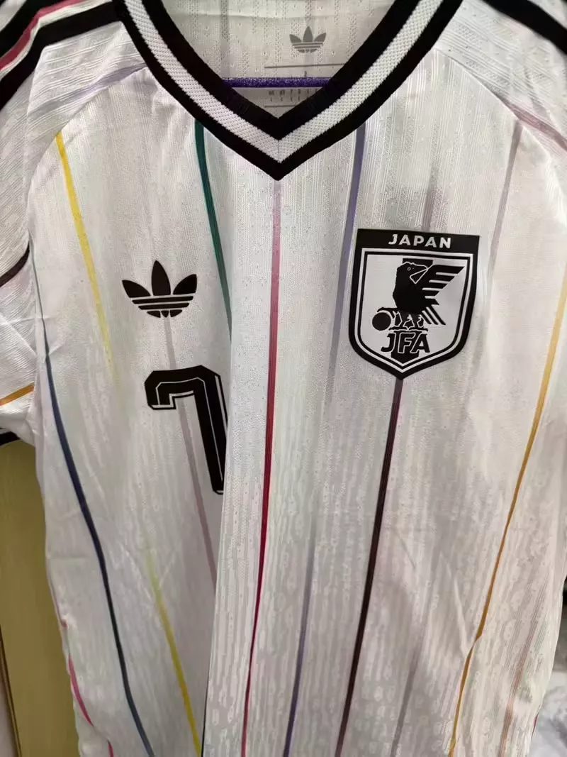 Japonska SP 2026 Nogometni dresi