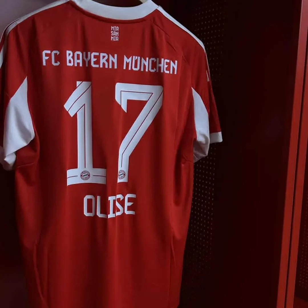 Michael Olise dresi Bayern Munich