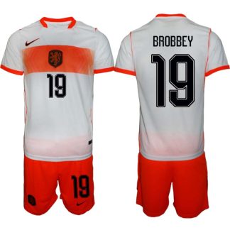Moški Nogometni dresi kompleti Nizozemska SP 2026 reprezentance Gostujoči Brian Brobbey #19