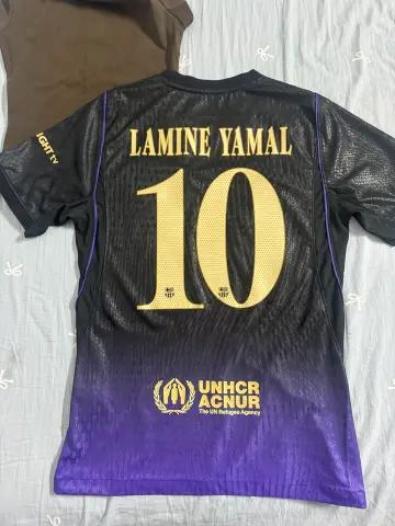 Barcelona Lamine Yamal dresi