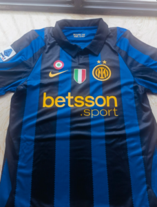 Inter Milan dresi Domači