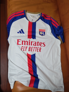 Olympique Lyonnais nogometni dres