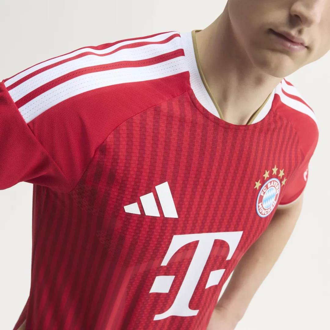 Nov dres Bayerna iz Münchna za sezono 2026/27